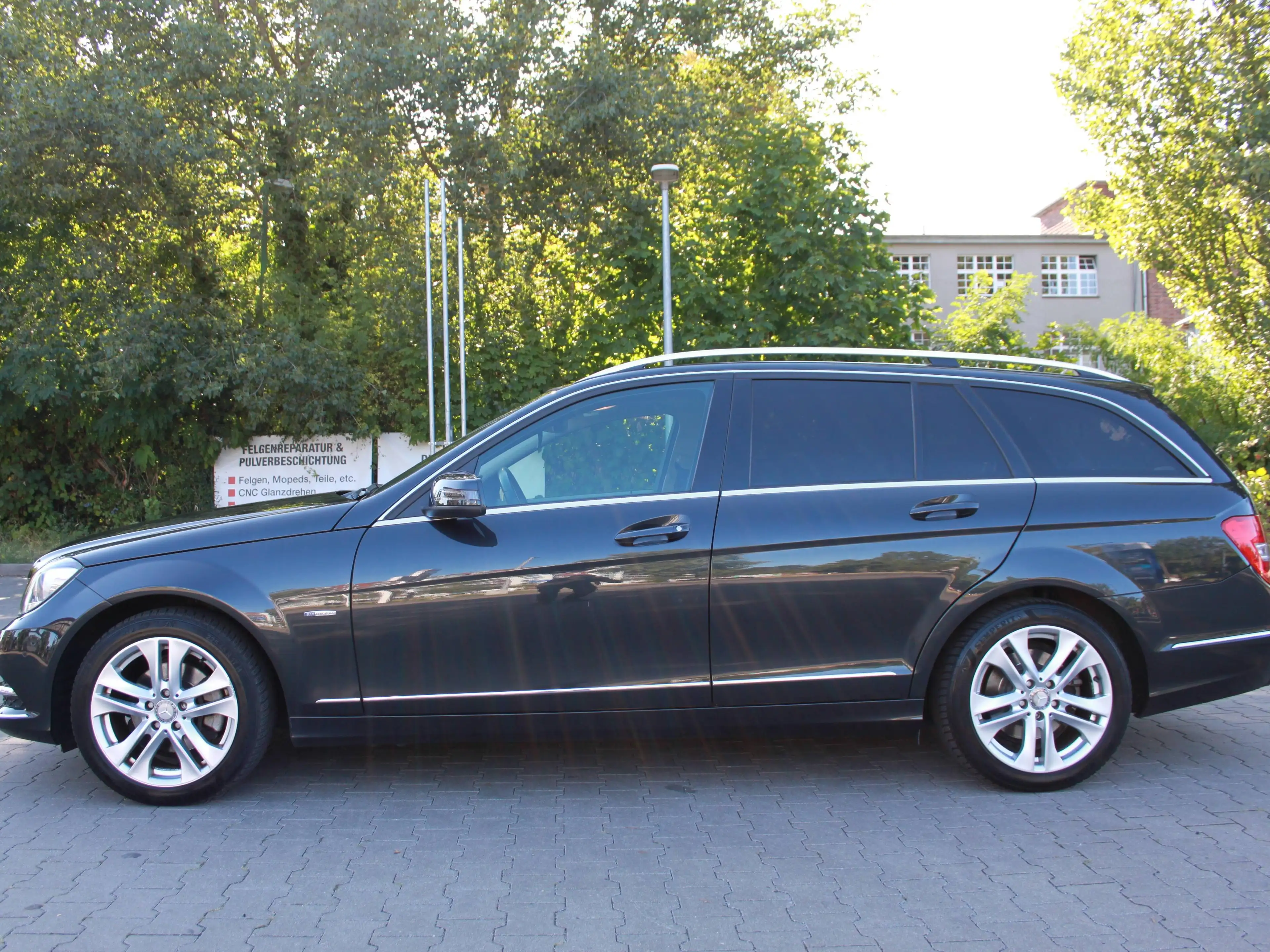 Mercedes-Benz C 200 C-Klasse T-Modell T (BlueEFFICIENCY) 7G-TRONIC Avantgarde — photo 6