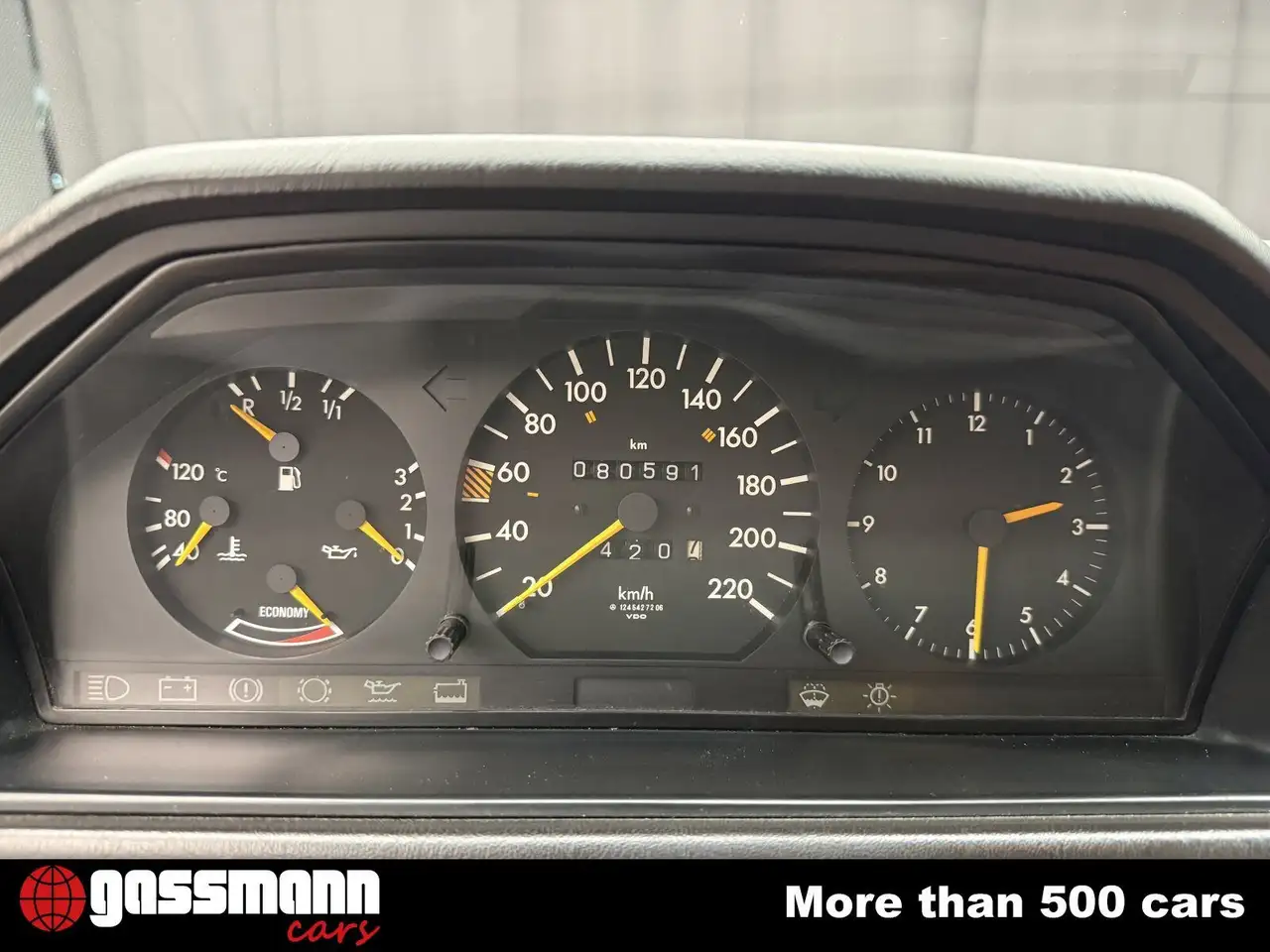 Mercedes-Benz 200 Limousine W124, foto 12