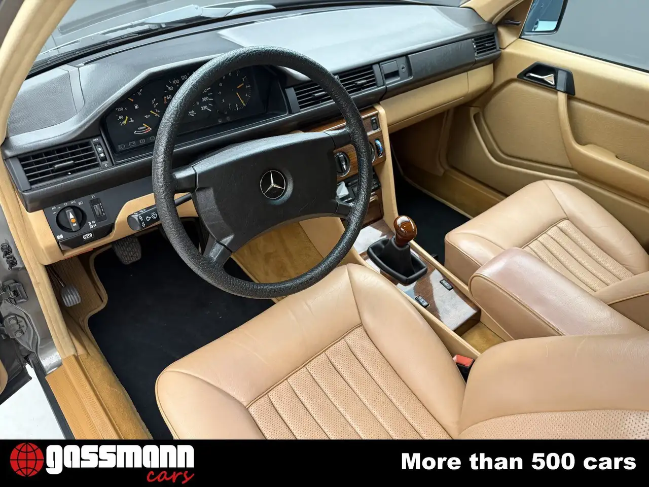 Mercedes-Benz 200 Limousine W124, foto 11