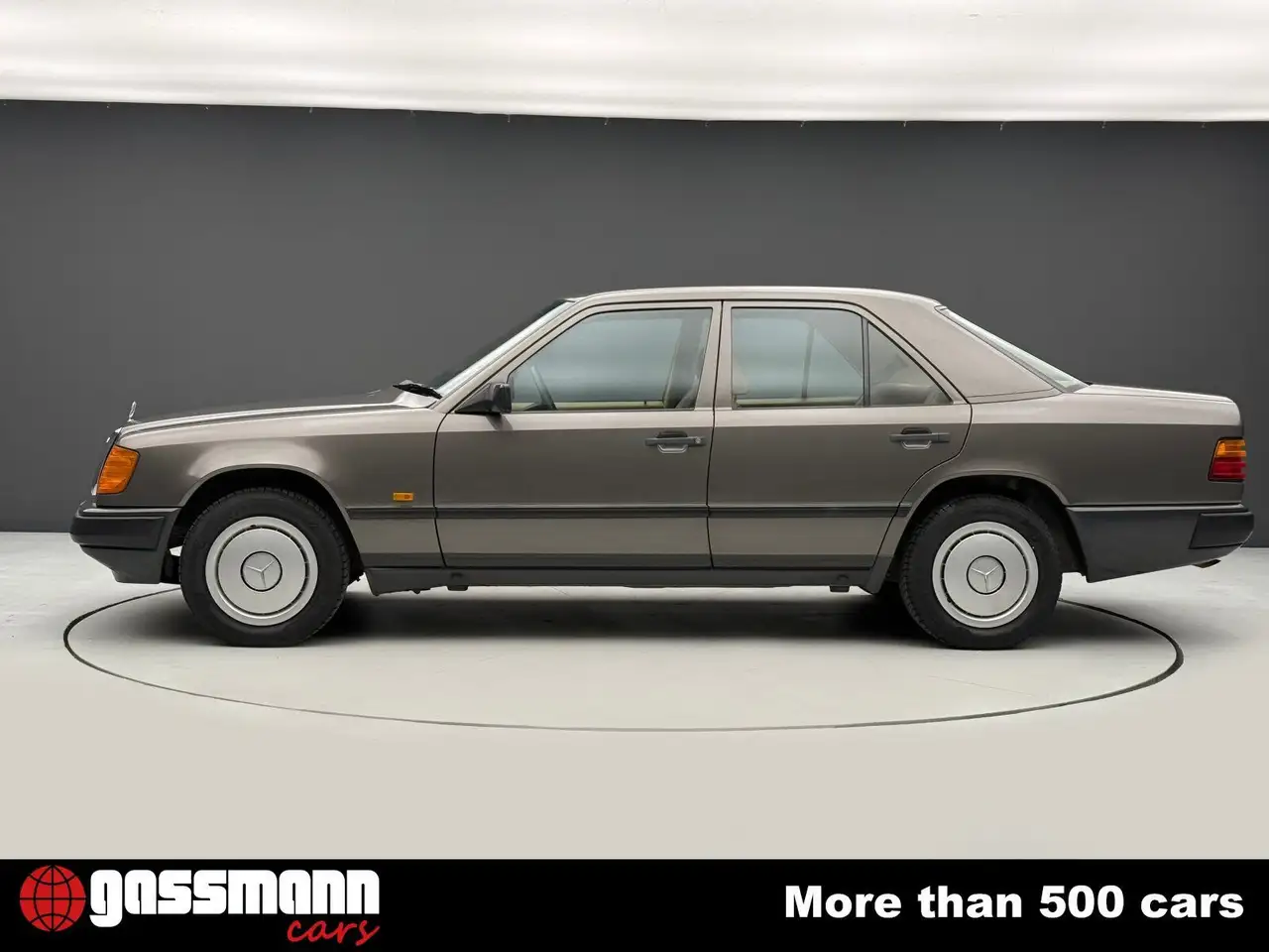 Mercedes-Benz 200 Limousine W124, foto 5