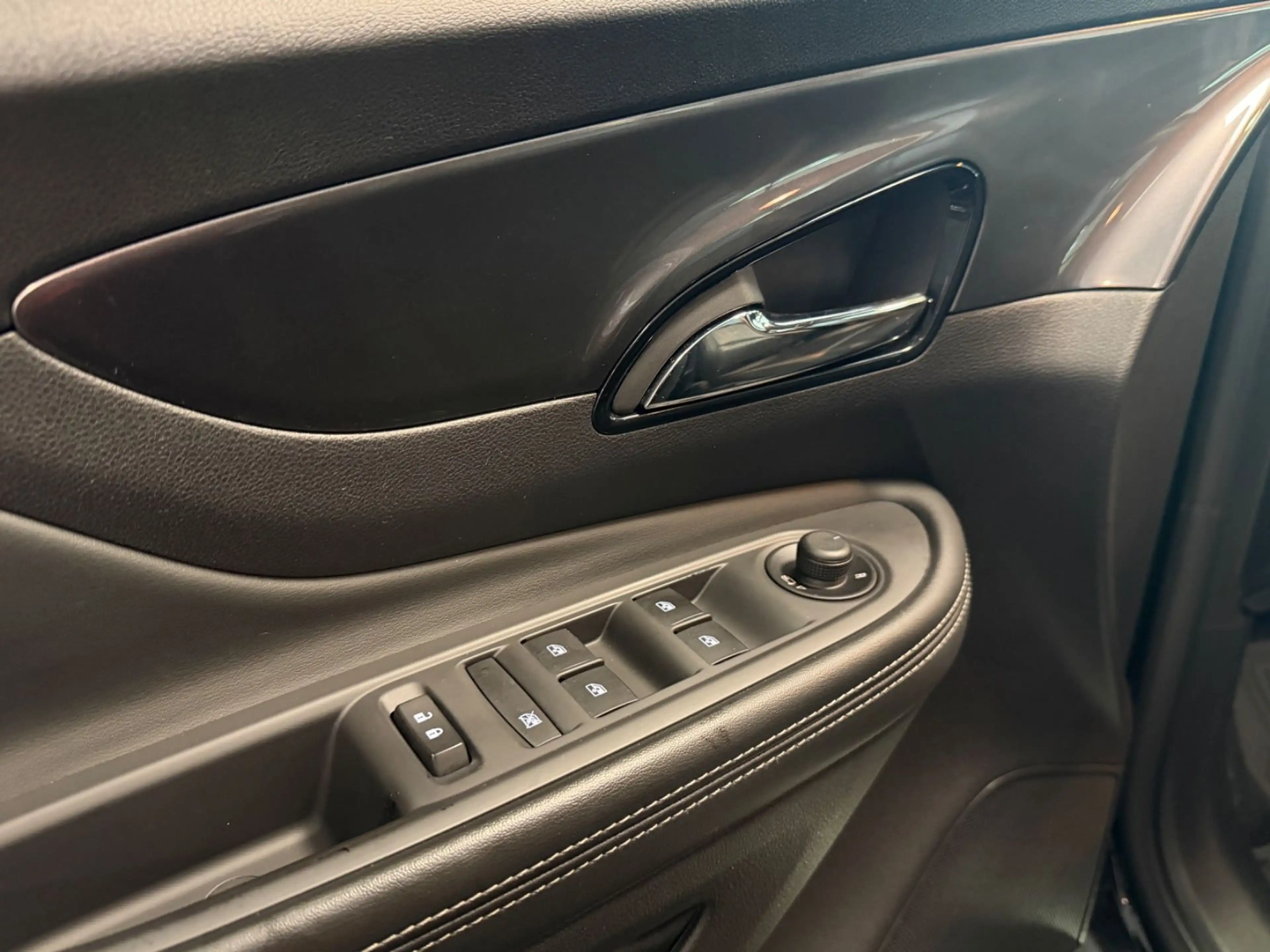 Opel Mokka X Innovation*Automatik*Navi*Carplay*Pdc* — photo 9