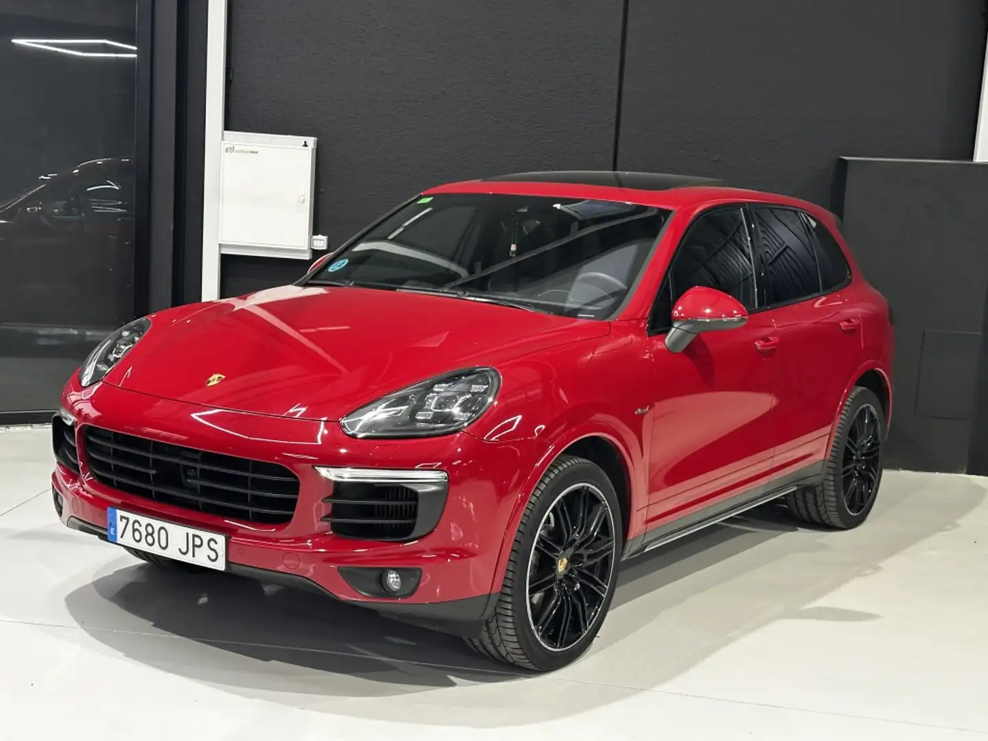 Porsche Cayenne S Diesel Aut. Rojo - 1