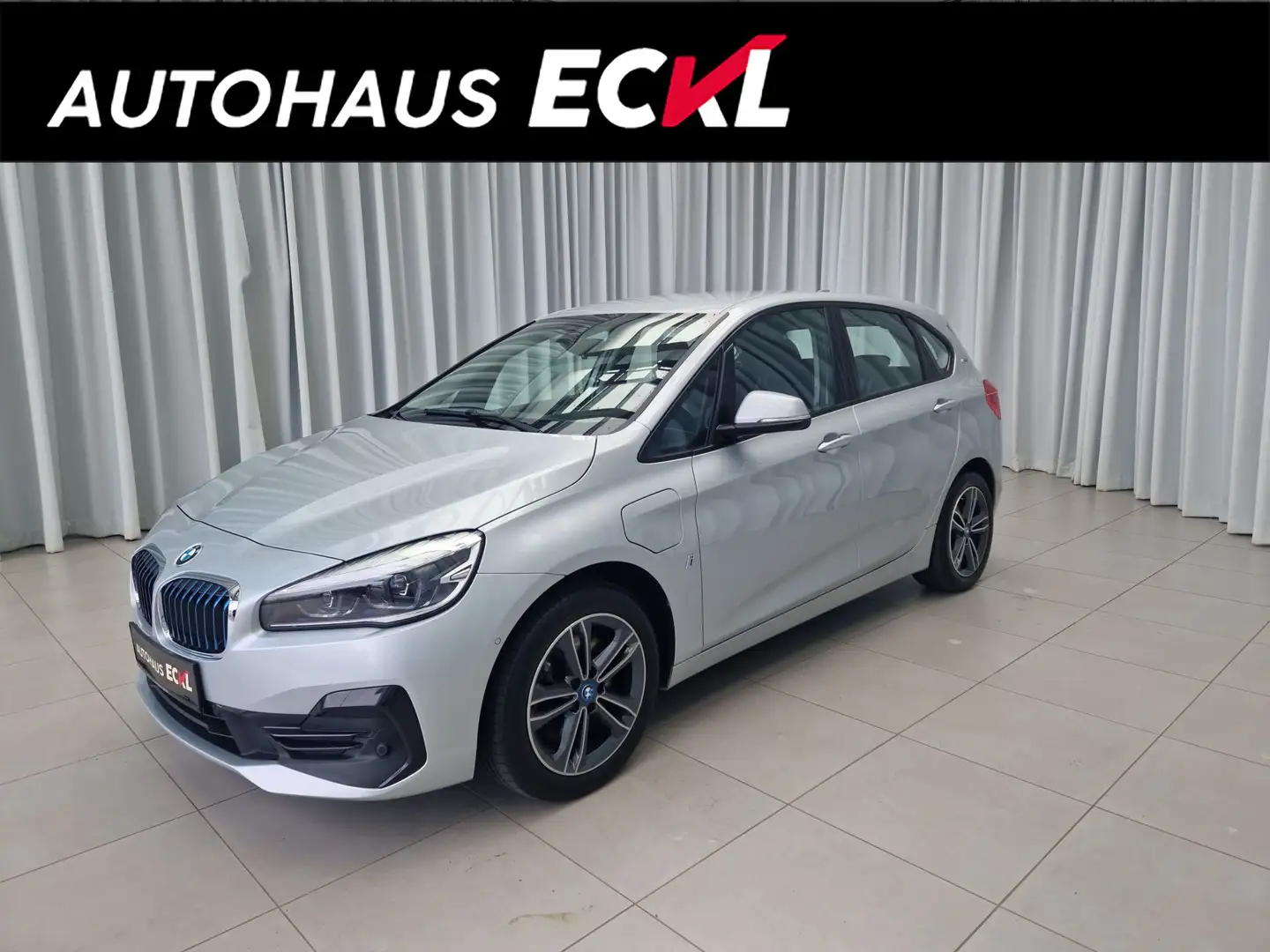 BMW 225 xe iPerformance Active Tour 2xKlima AUT Kam. Grau - 1