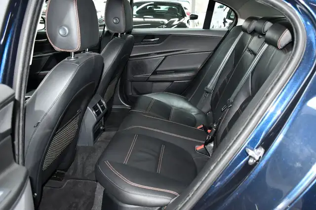 Jaguar Xe view 12