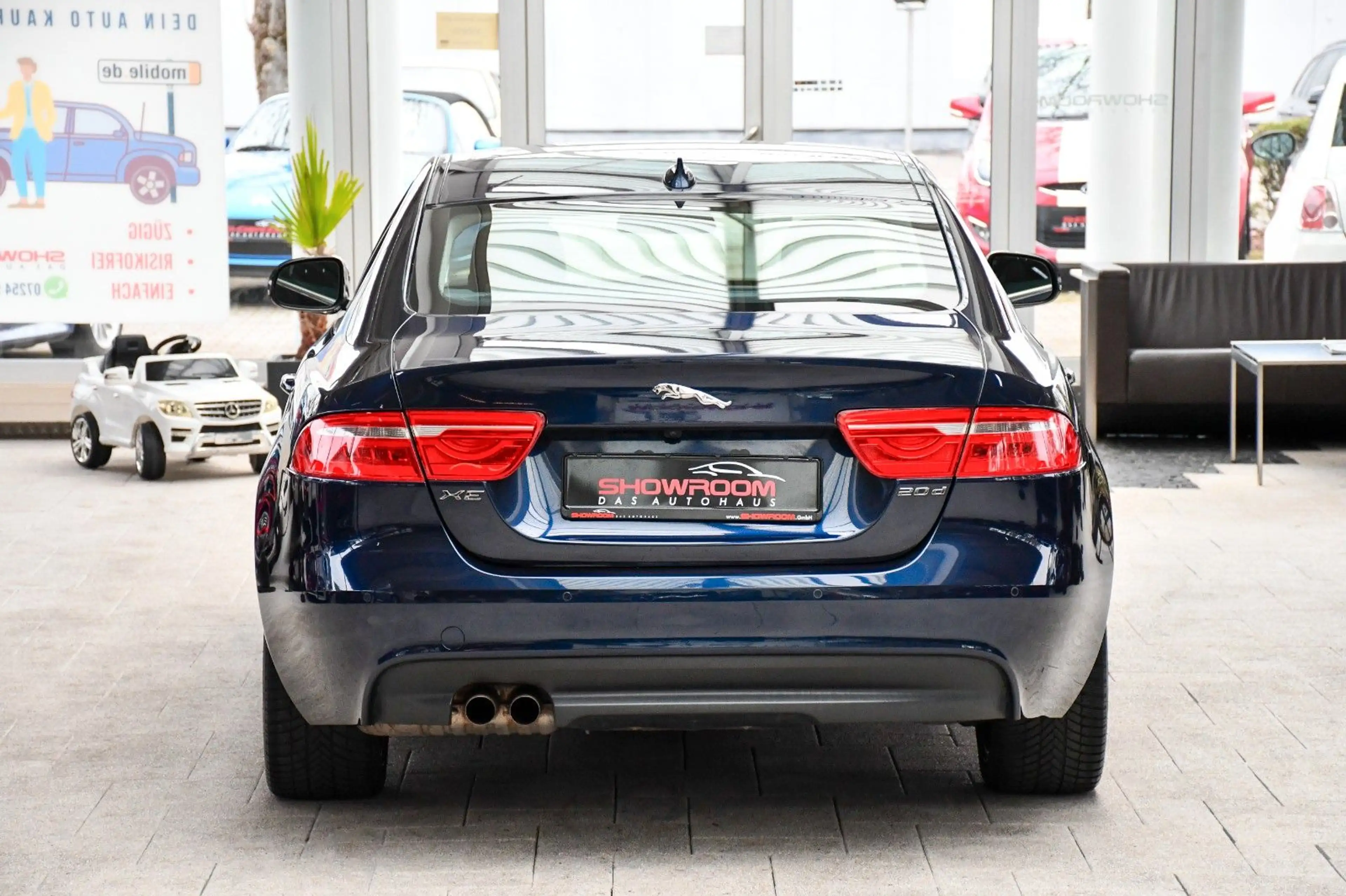 Jaguar XE Prestige Navi Bluetooth Shz Komfort-P. 75tkm! — photo 6