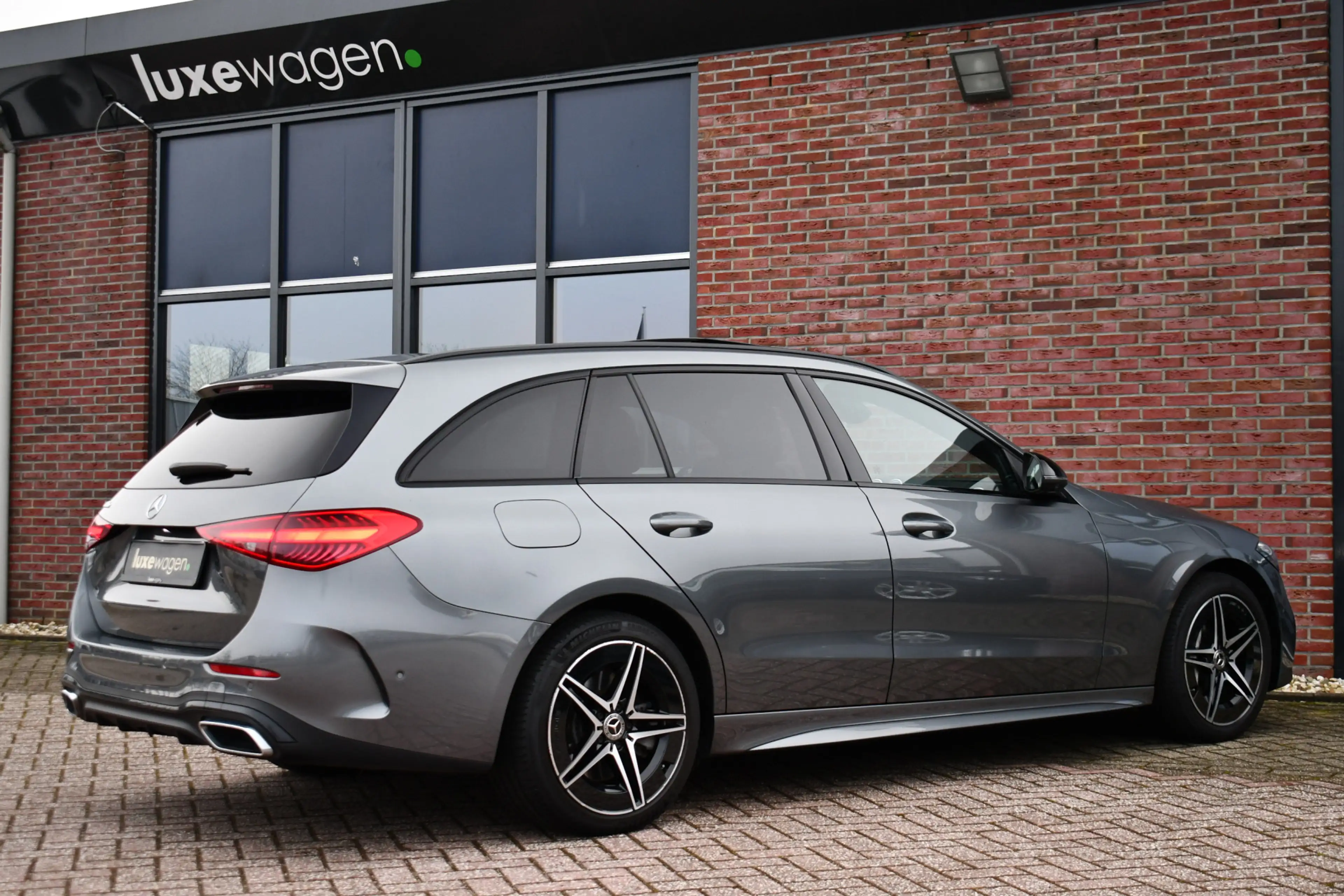 Mercedes-Benz C 300 Estate e AMG Line Pano Distr HUD 360 Stoel-vent Ni — photo 30