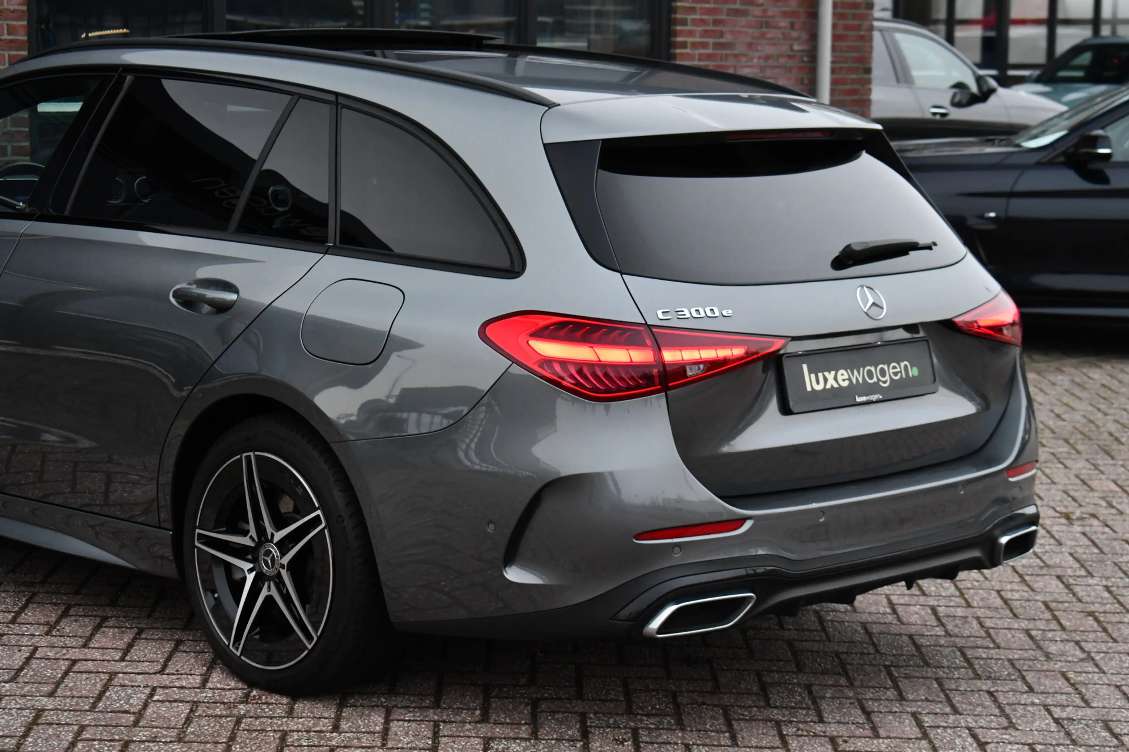 Mercedes-Benz C 300 Estate e AMG Line Pano Distr HUD 360 Stoel-vent Ni — photo 44