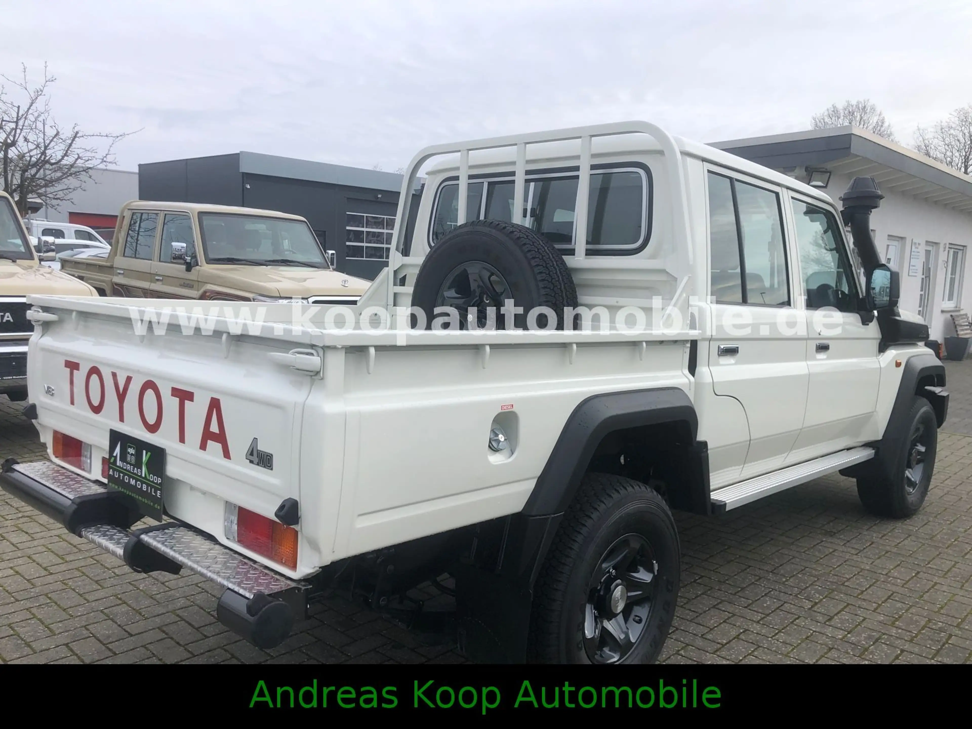 Toyota Land Cruiser VDJ 79 DC LX Diflock 4,5d V8 SOFORT — photo 3