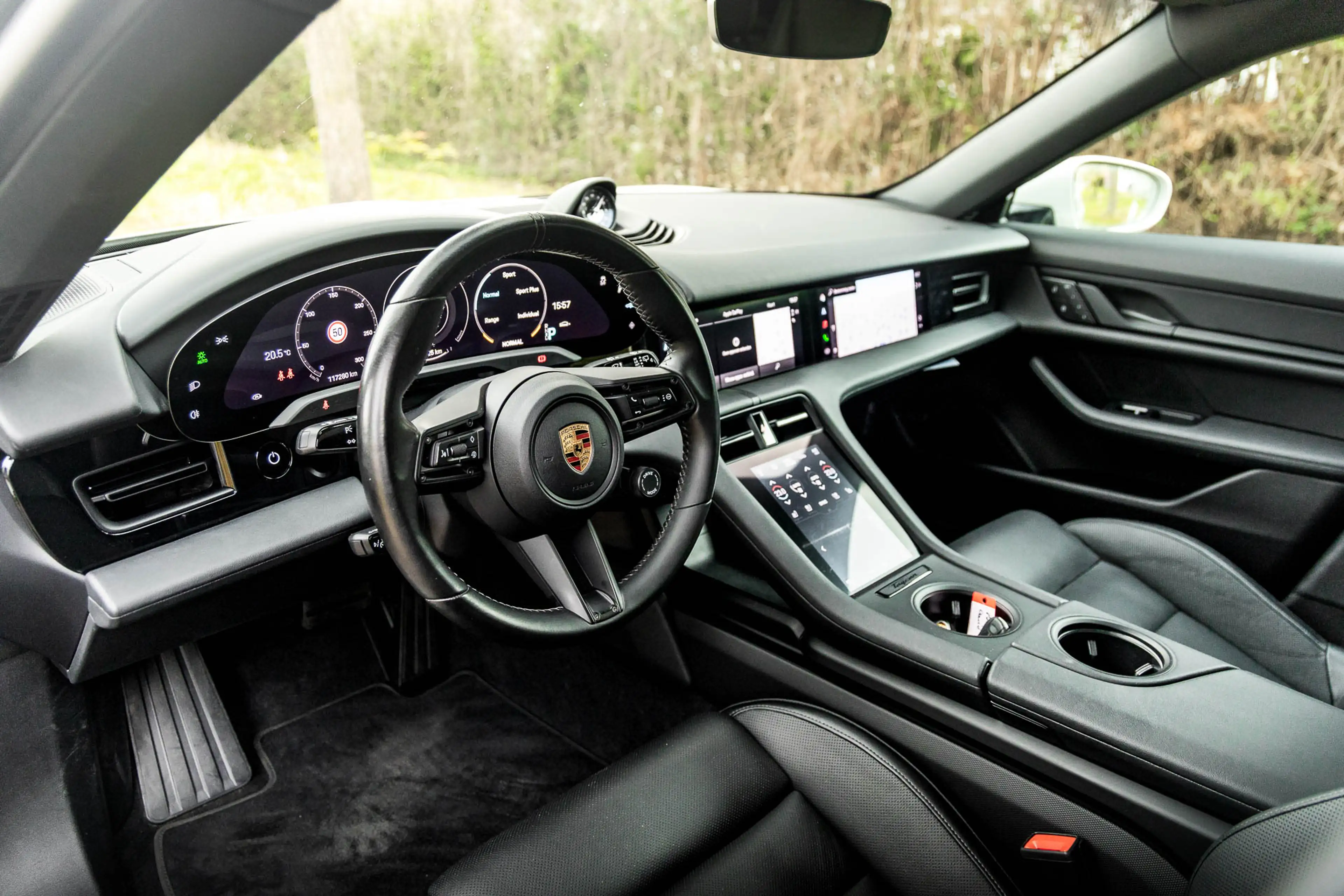 Porsche Taycan Sport Turismo 4S * Perf Batt * Pano * ACC * 360 * Pass Screen * SportChrono — photo 4
