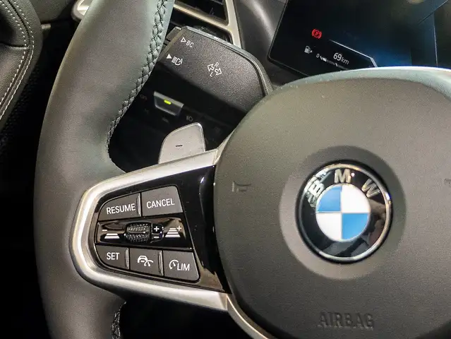 BMW 2 Series view 10