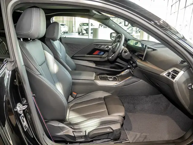 BMW 2 Series view 4