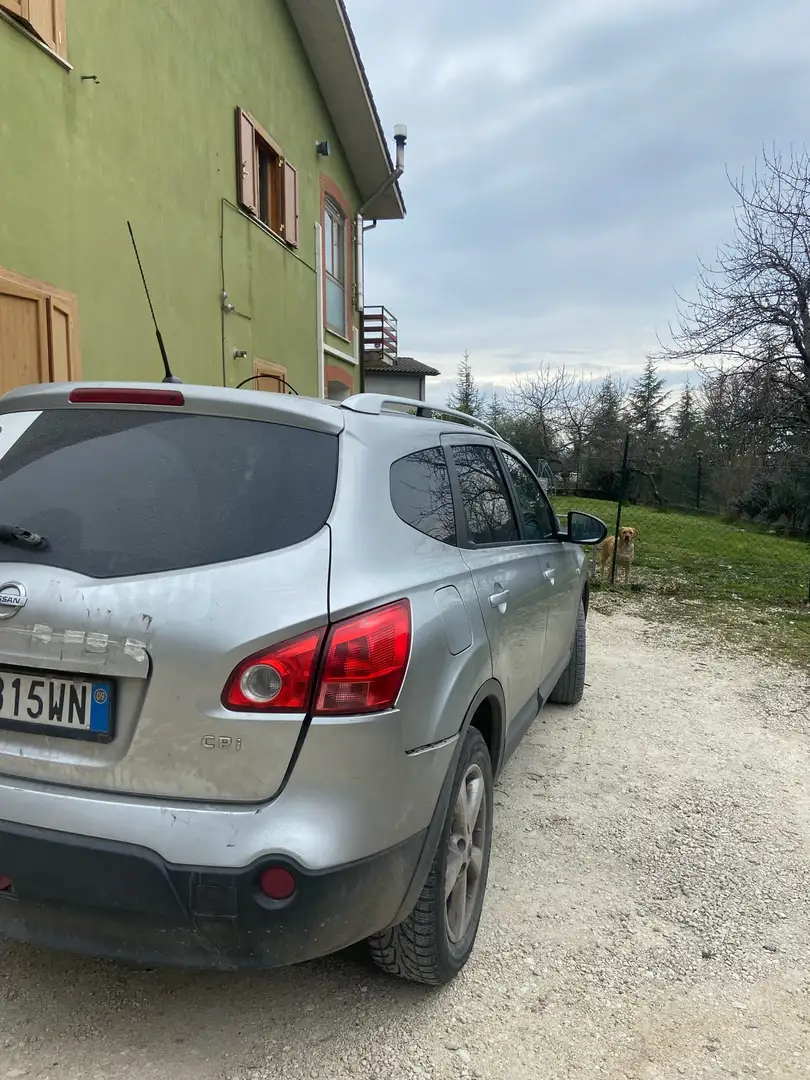 Nissan Qashqai+2 - 2
