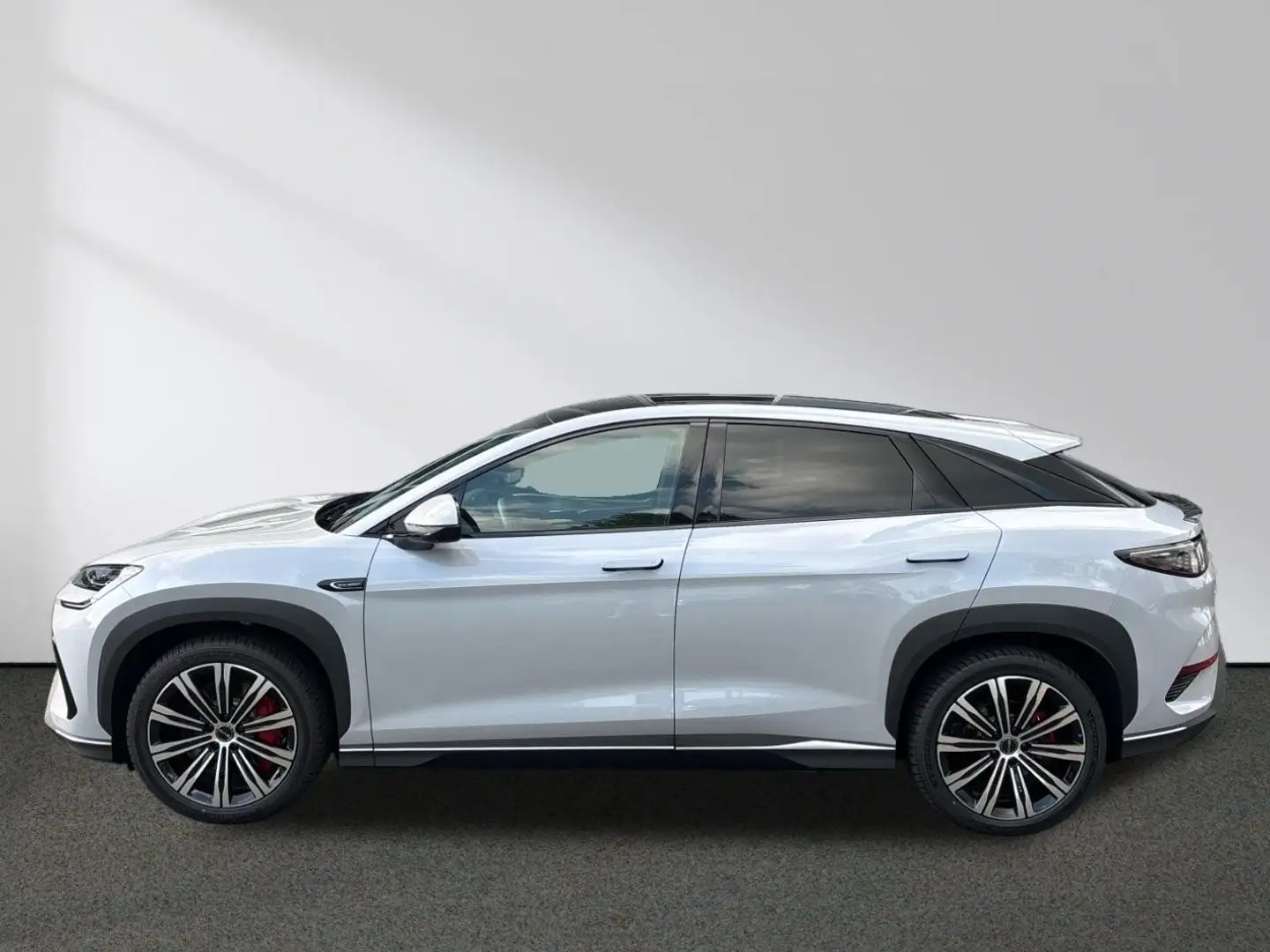 BYD Sealion 7 Design AWD Dynadio Panorama Carplay Gris - 2