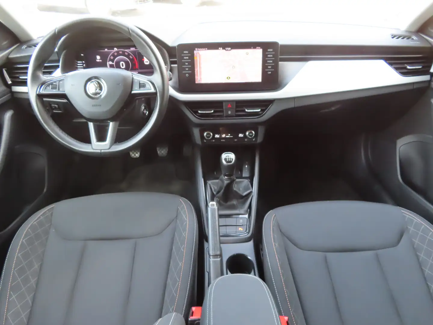 Skoda Scala 1.0 TSI Style | navigatie | stoelverwarming | trek Grijs - 2