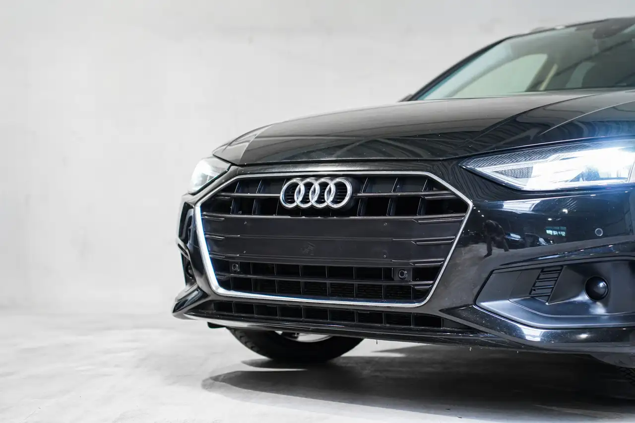 Audi A4 ✖ AUTO | 19' S-LINE | FULL BLACK | S-TRONIC | TVA ✔ 10