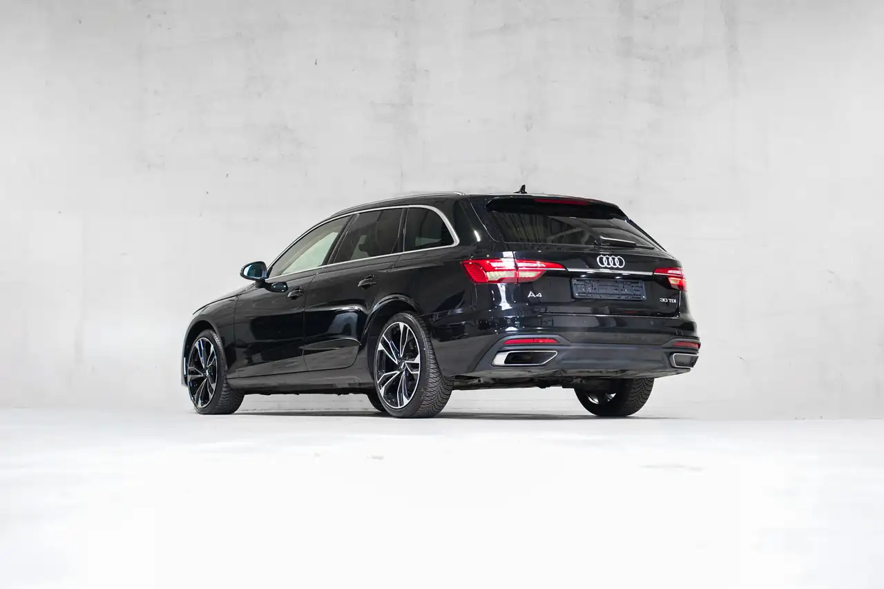 Audi A4 ✖ AUTO | 19' S-LINE | FULL BLACK | S-TRONIC | TVA ✔ 18