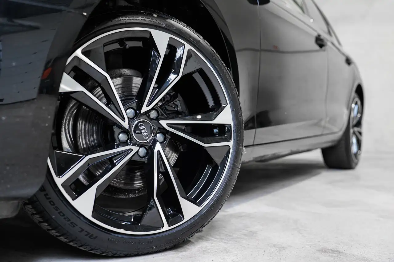 Audi A4 ✖ AUTO | 19' S-LINE | FULL BLACK | S-TRONIC | TVA ✔ 12