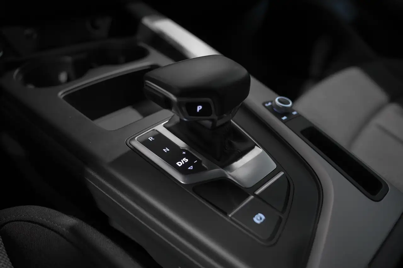 Audi A4 ✖ AUTO | 19' S-LINE | FULL BLACK | S-TRONIC | TVA ✔ 13