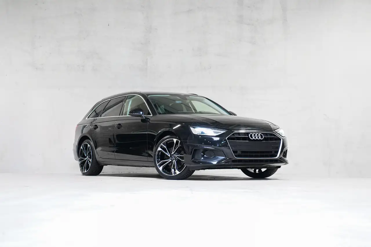 Audi A4 ✖ AUTO | 19' S-LINE | FULL BLACK | S-TRONIC | TVA ✔ 20