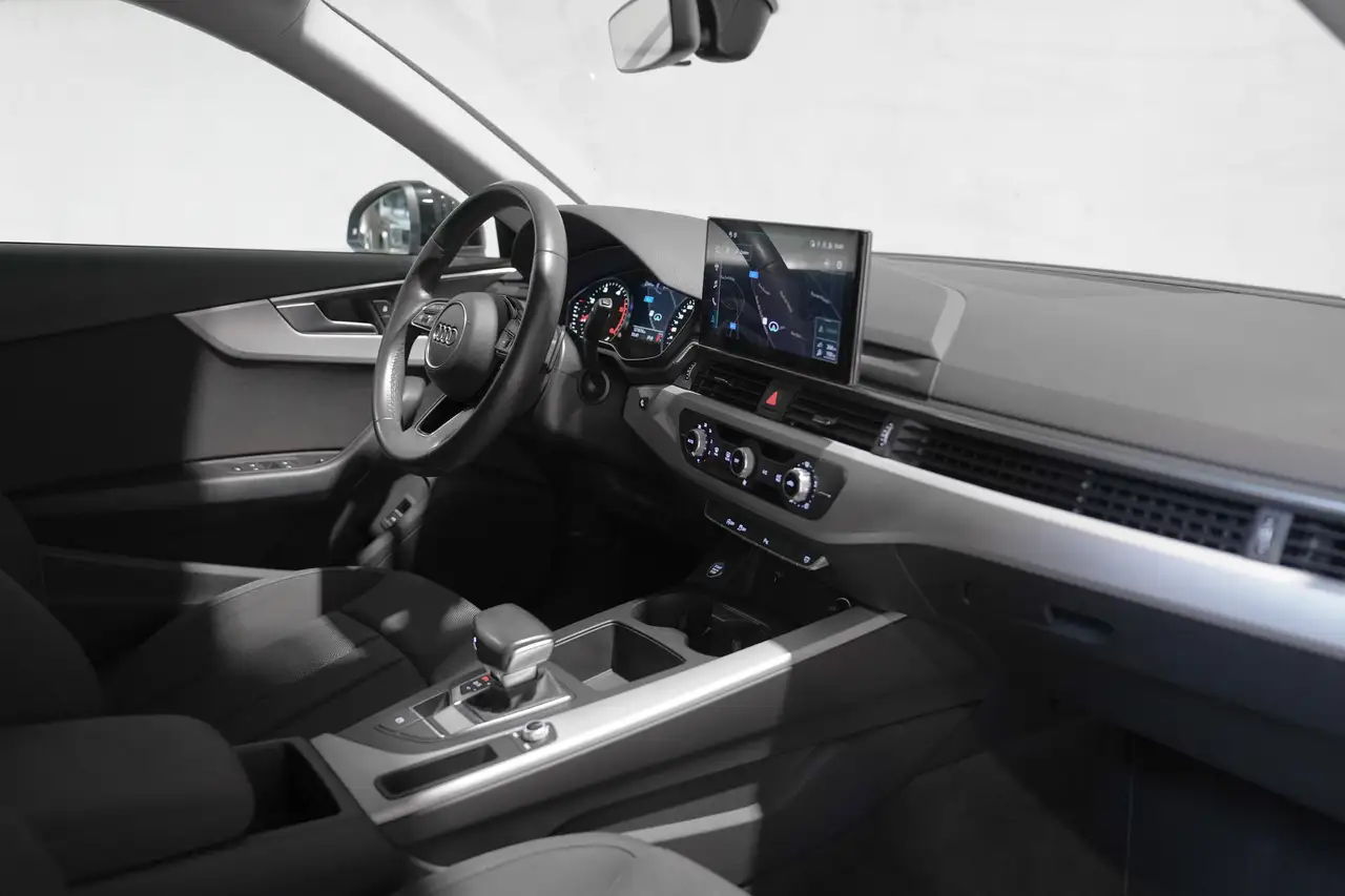 Audi A4 ✖ AUTO | 19' S-LINE | FULL BLACK | S-TRONIC | TVA ✔ 3