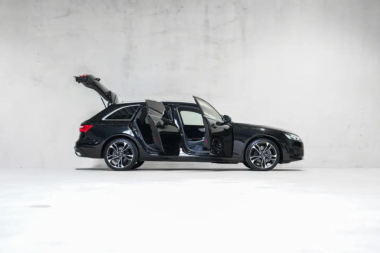 Audi A4 ✖ AUTO | 19' S-LINE | FULL BLACK | S-TRONIC | TVA ✔ 6