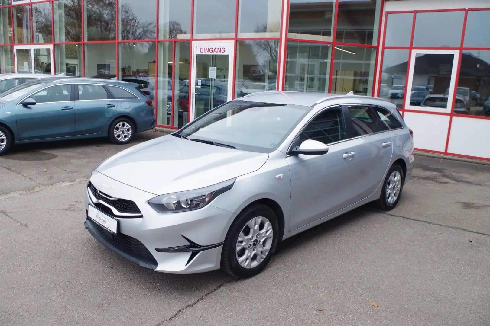 Kia Ceed SW / cee'd SW Ceed Sportswagon 1.6 CRDi DCT Vision Silber - 1