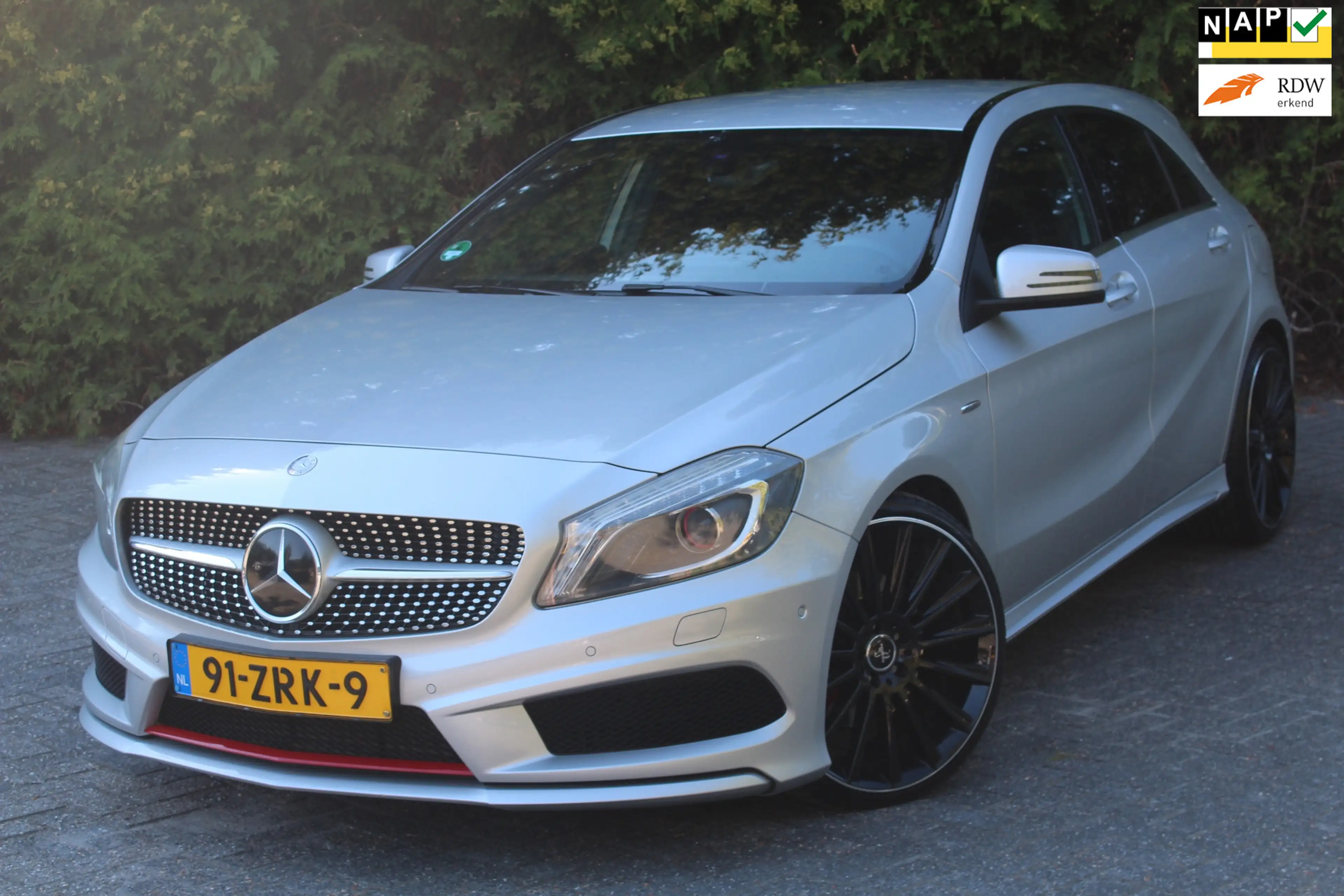 Mercedes-Benz A 250 Sport Ambition AMG-pakket | Memory | Parkeercamera