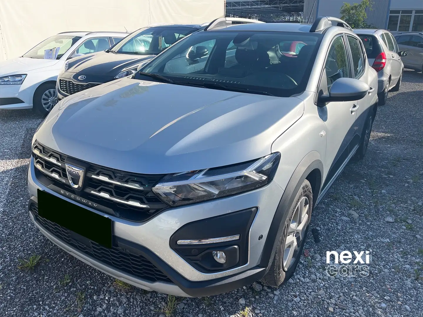 Dacia Sandero Stepway Comfort | 1. Besitz | AHK | 56.600 km Silber - 1