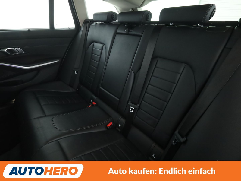 BMW 330 330d xDrive Sport Line Aut.*NAVI*HUD*ACC* — photo 14