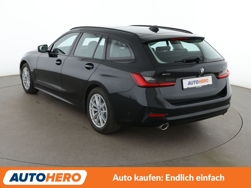 BMW 330 330d xDrive Sport Line Aut.*NAVI*HUD*ACC* — photo 4