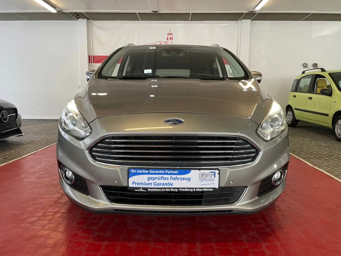 Ford S-Max Titanium - 7 Sitzer Grau - 2