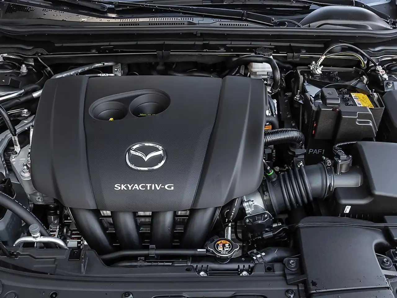 Mazda 3 снимка Mazda 3