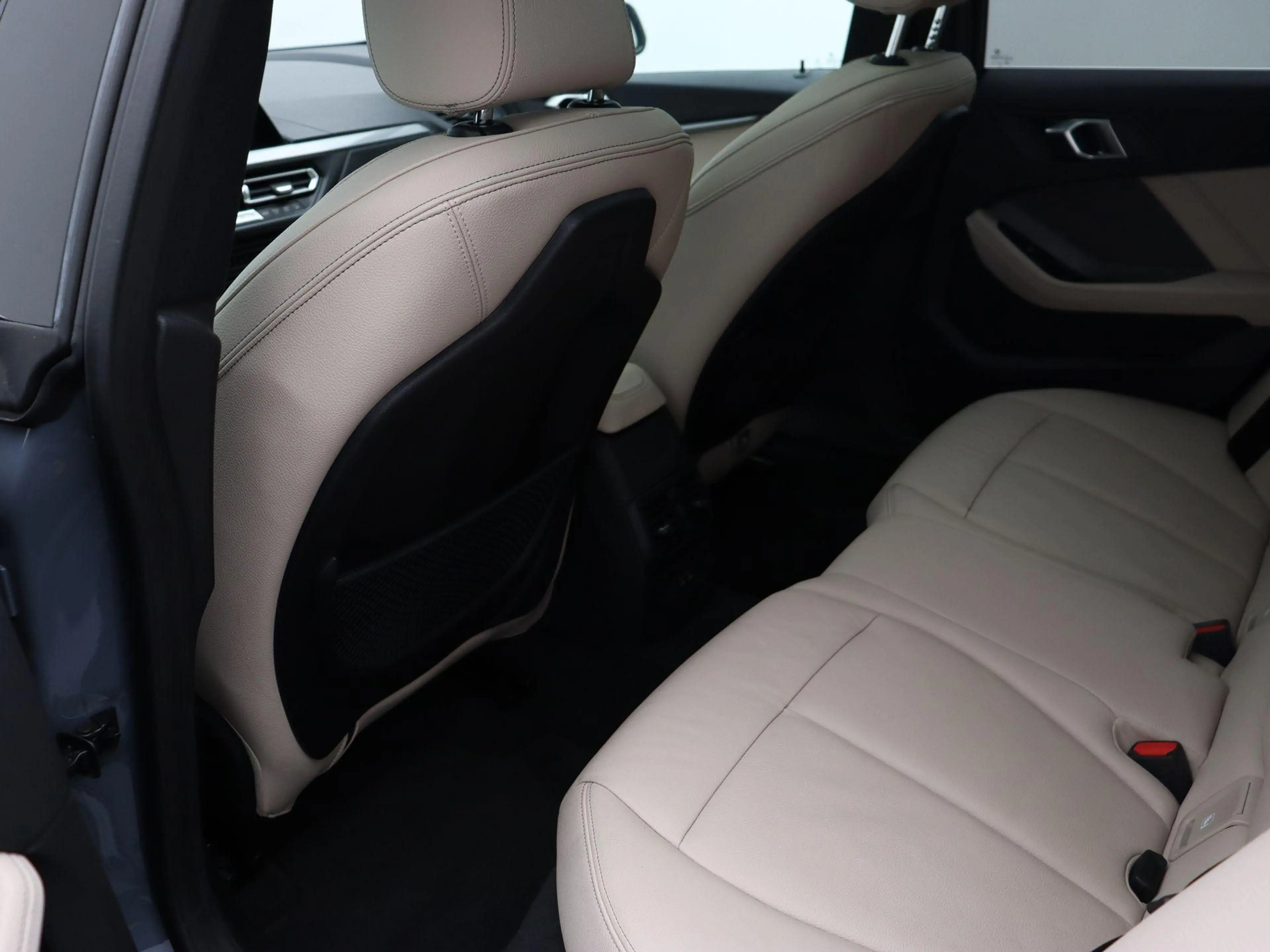 BMW 220 2 Serie Gran Coupé 220i High Executive | Model M S — photo 11