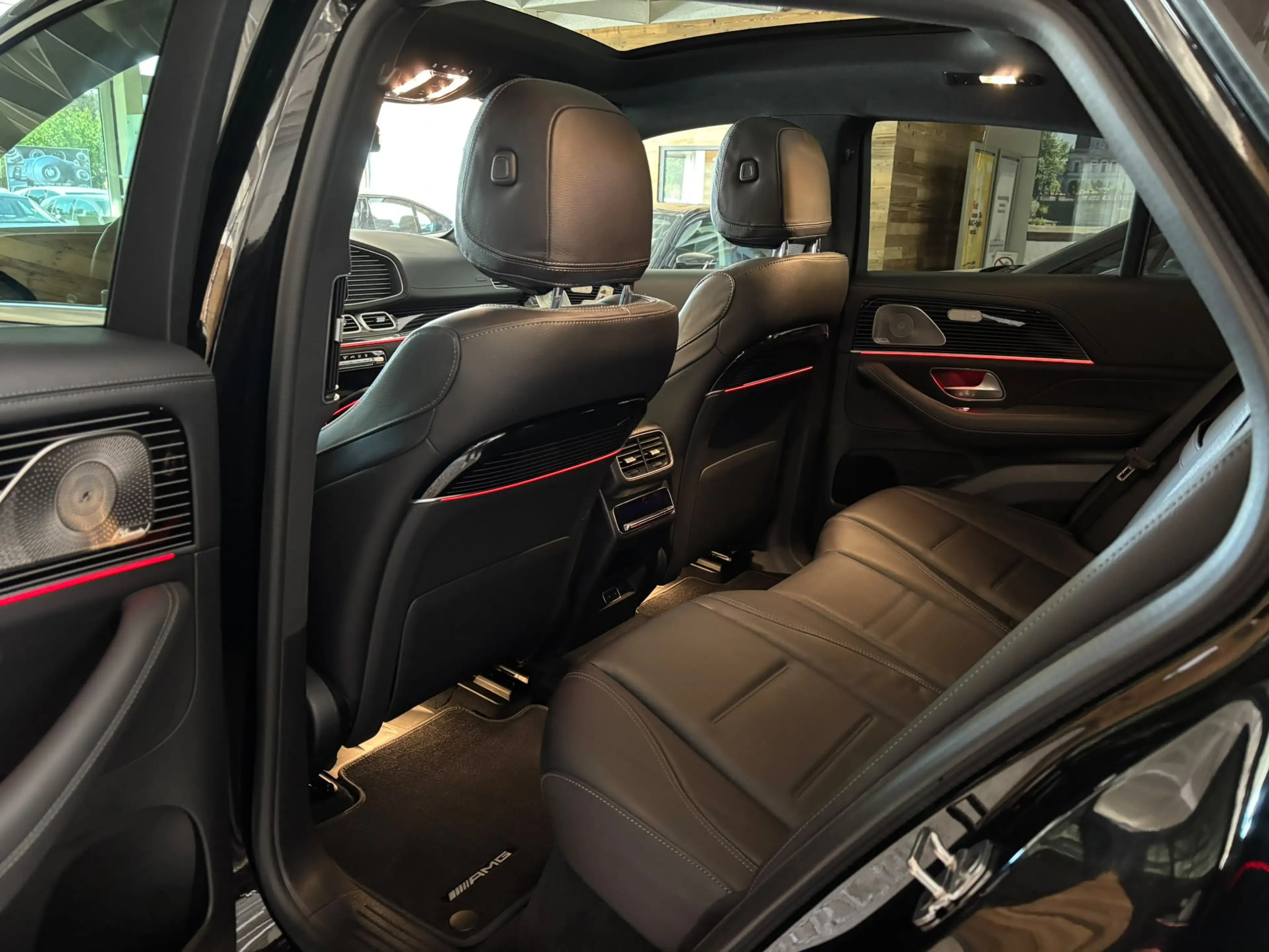 Mercedes-Benz G GLE 300d 4Matic AMG Standheizung Burmester — photo 8