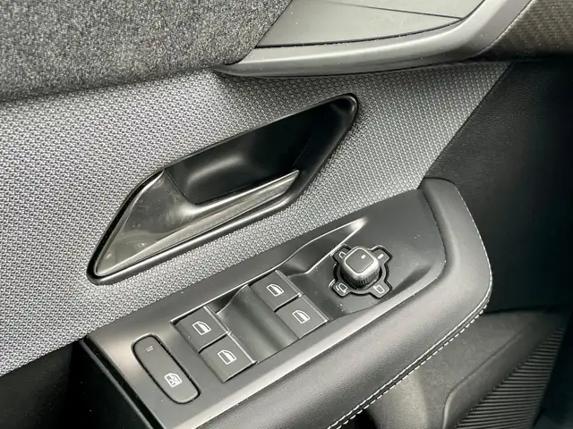 Opel Grandland view 14
