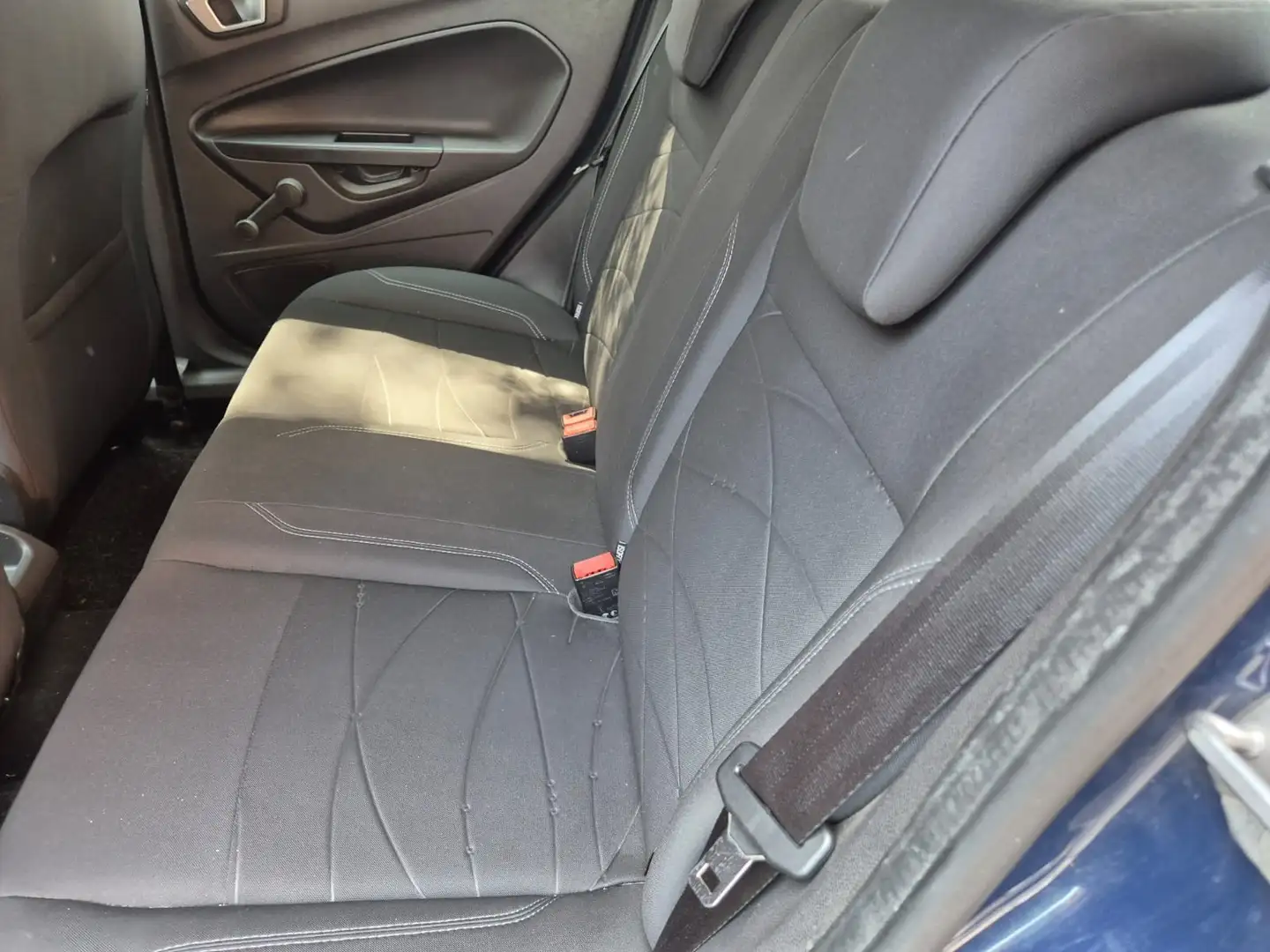 Ford Fiesta 5p 1.5 tdci Black&White 75cv - 2