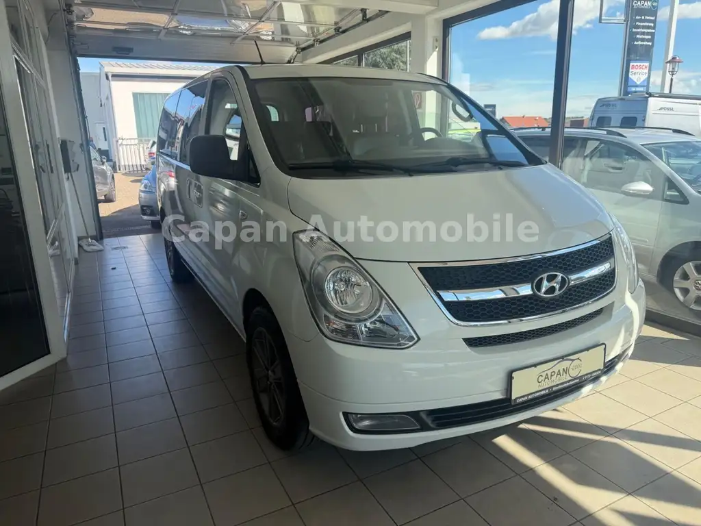 Hyundai H-1 2010 из Европы — купить под ключ