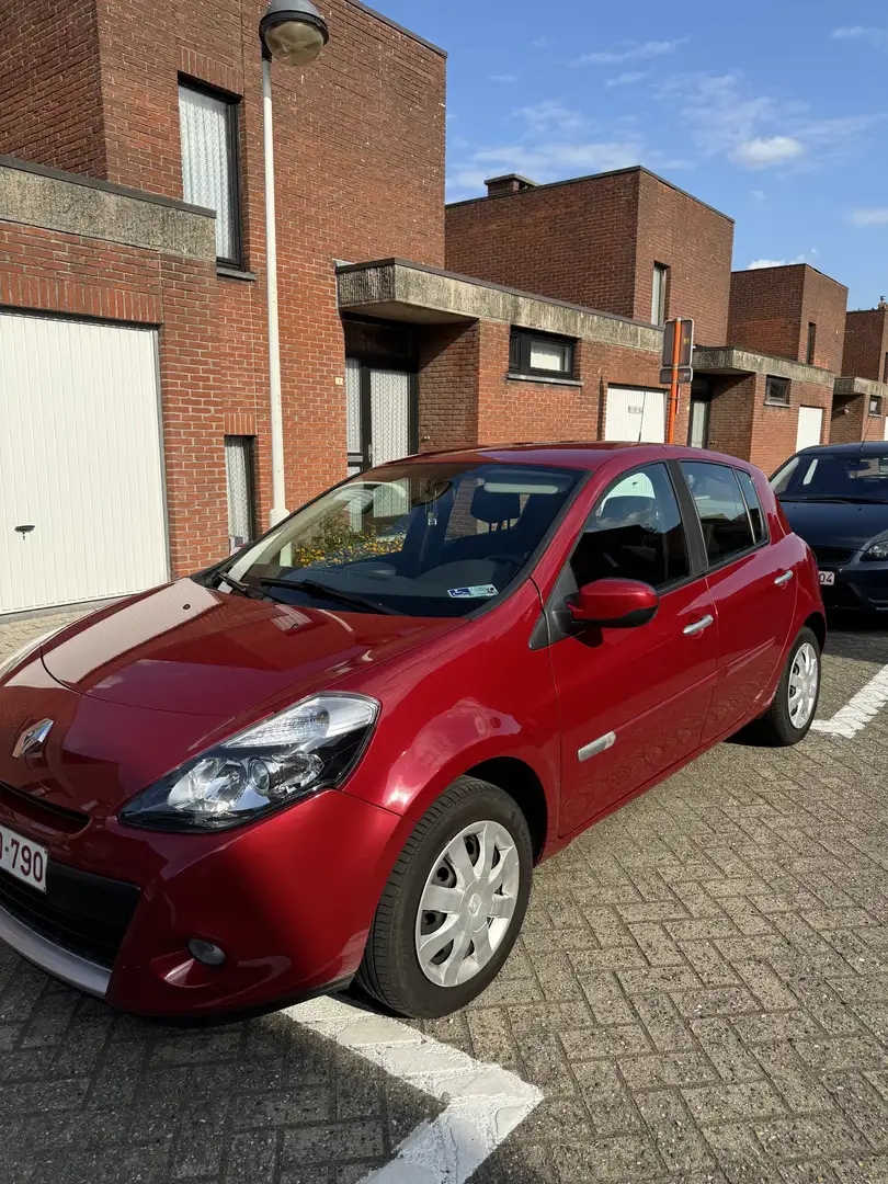 Renault Clio - 2