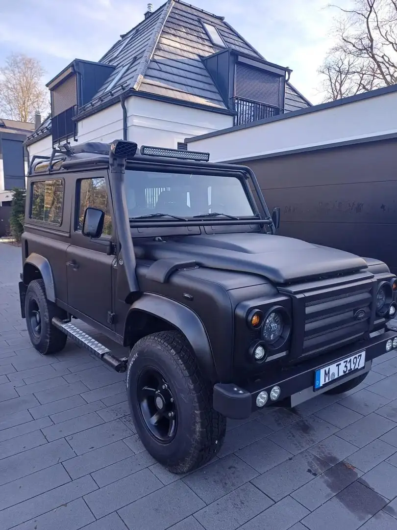 Land Rover Defender 90 Td4*Kurz*Restauriert*TÜV-NEU*Klima* Noir - 1