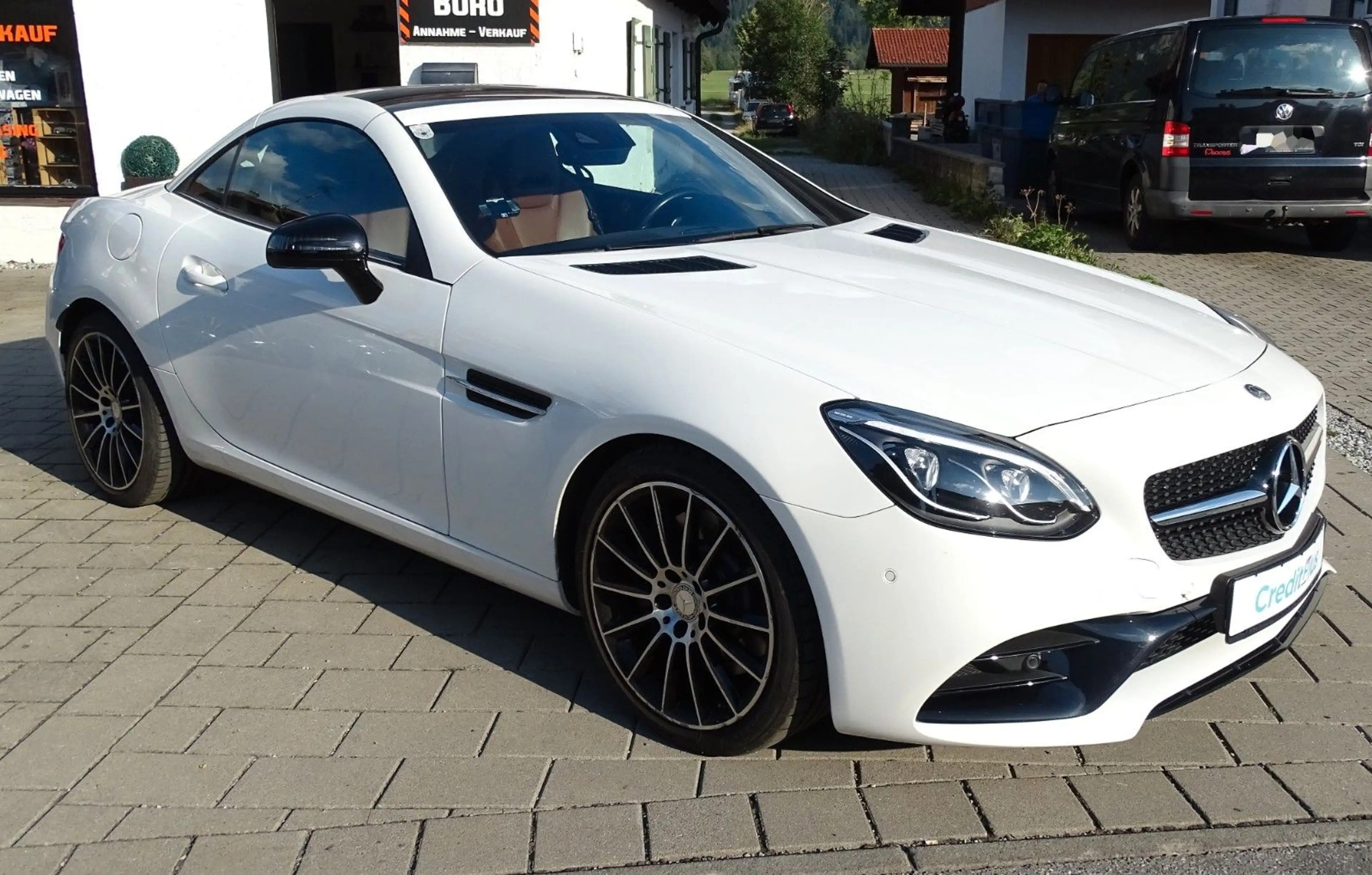 Mercedes-Benz SLC 200 SLC Roadster Pano AMG-Line — photo 9