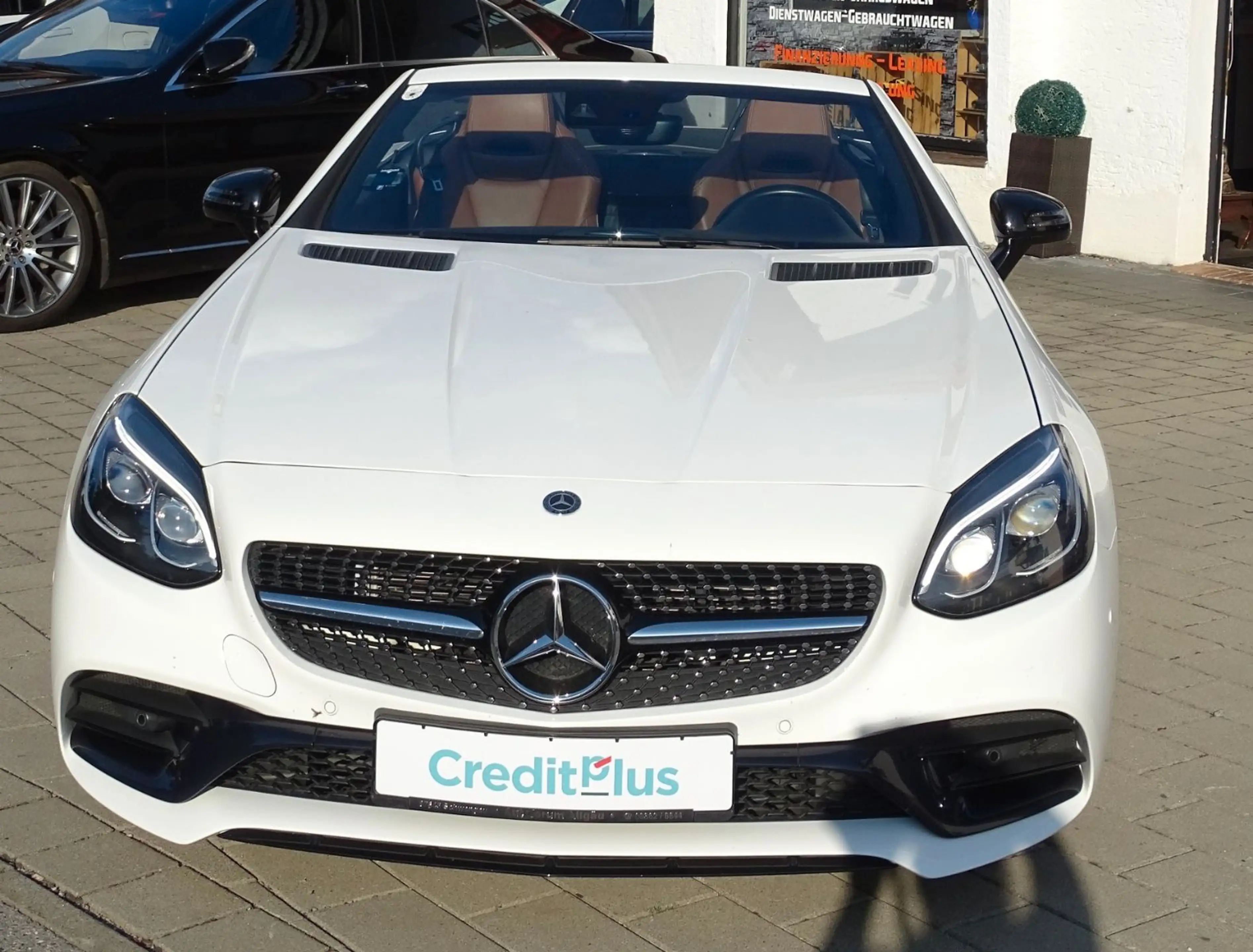 Mercedes-Benz SLC 200 SLC Roadster Pano AMG-Line — photo 13