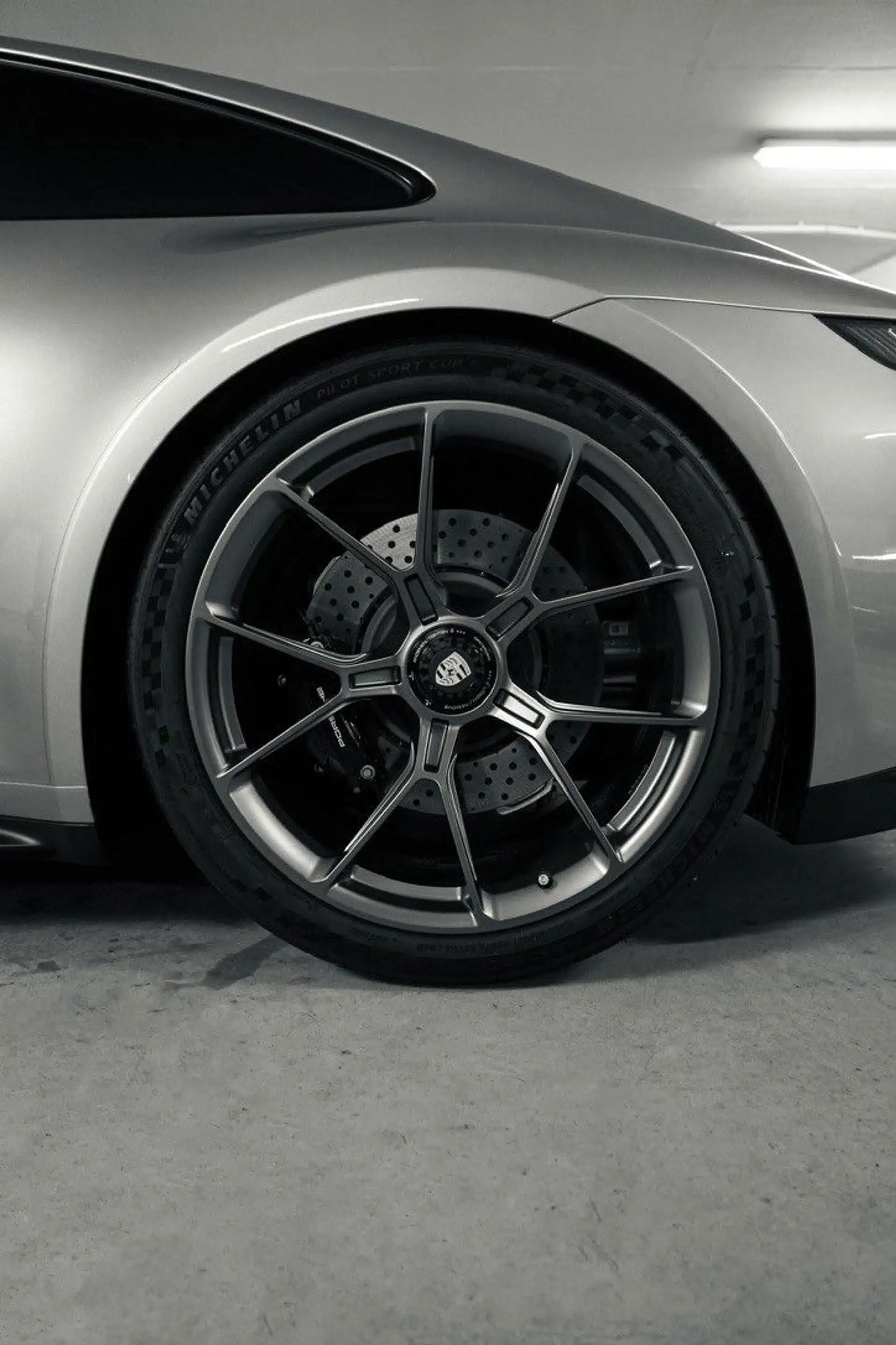 Porsche 992 911***GT3***Touring***GTSilver***CLASSIK — photo 6