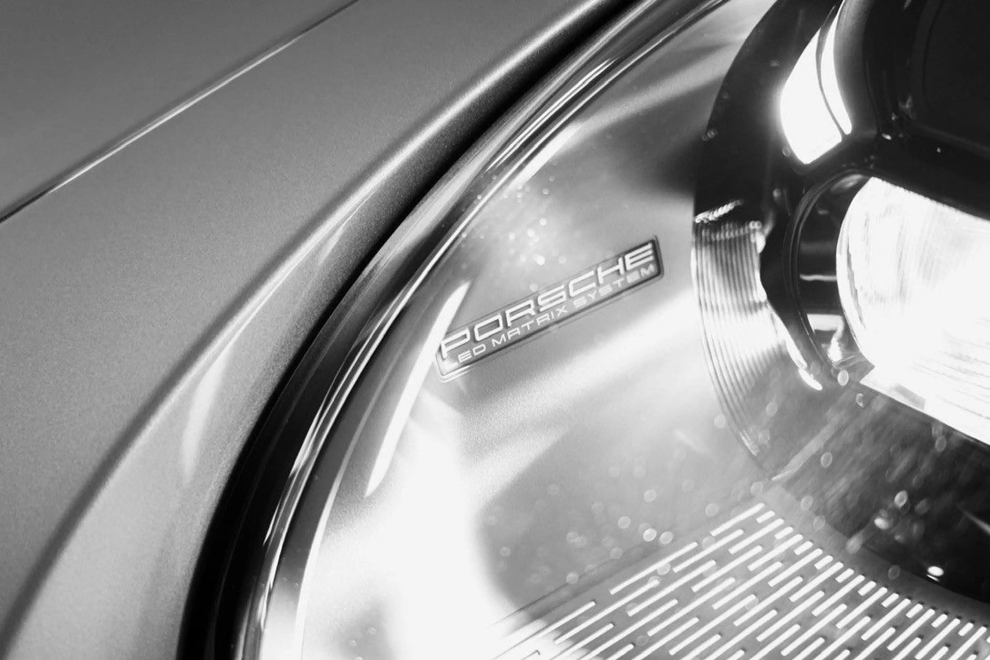 Porsche 992 911***GT3***Touring***GTSilver***CLASSIK — photo 12