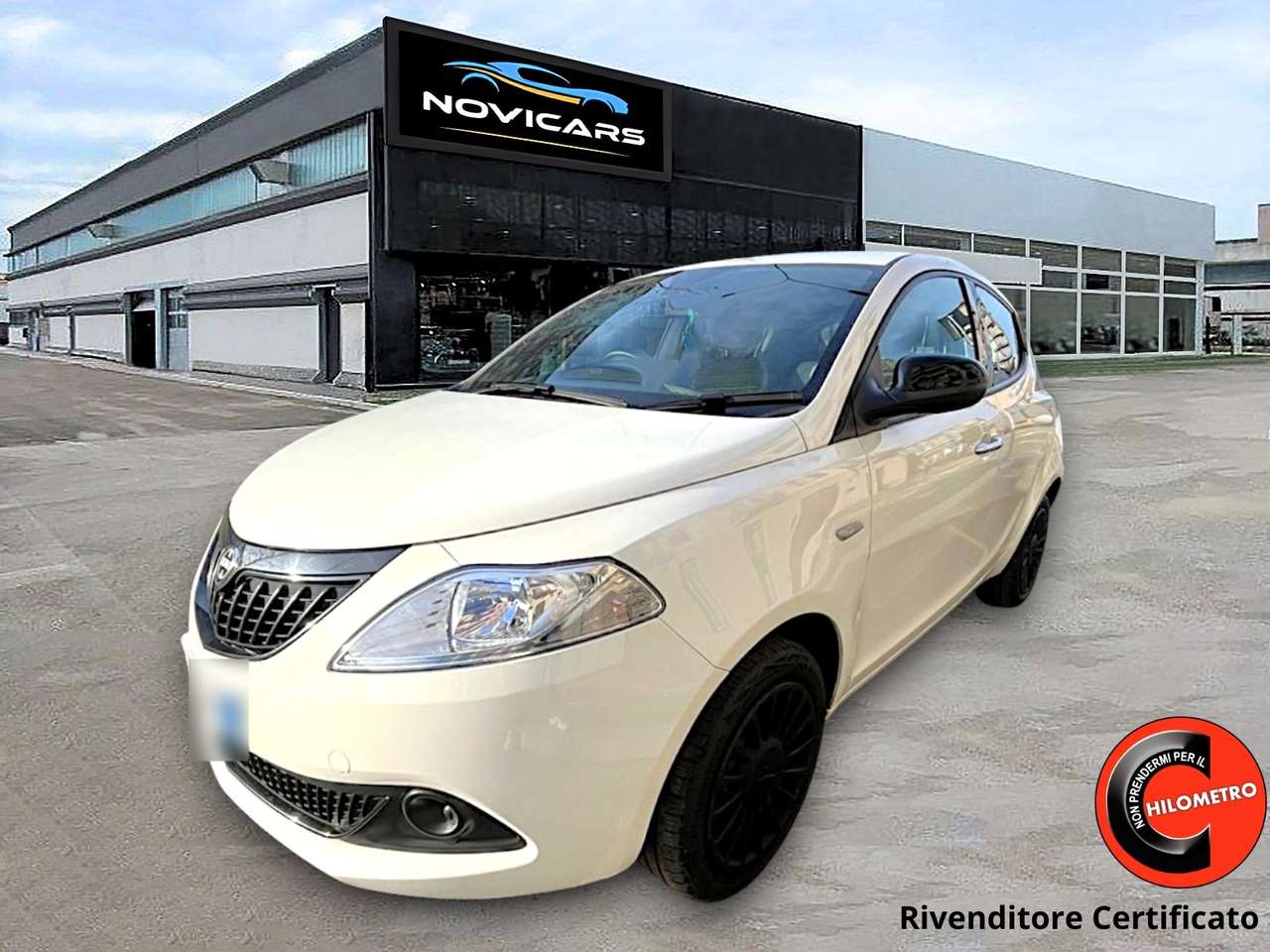 Lancia Ypsilon Ypsilon III 2021 1.0 firefly hybrid Silver s