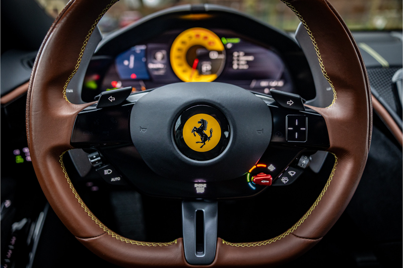Ferrari Roma 3.9 V8 HELE Verde Zeltweg Magneride Full Adas Pass — photo 9