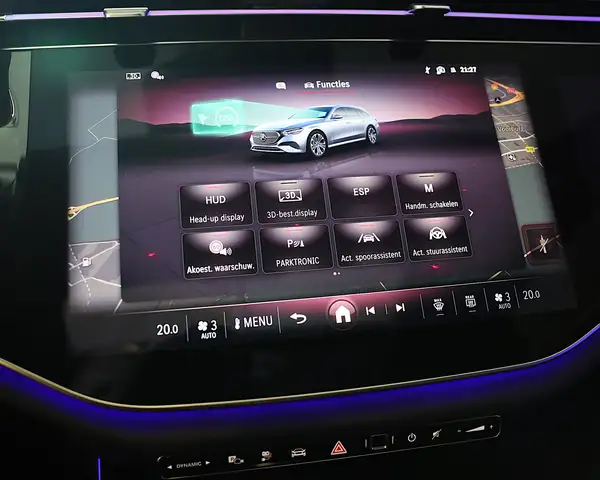 Mercedes-Benz E-Class view 24