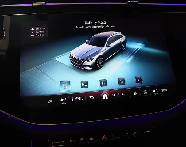 Mercedes-Benz E-Class view 21