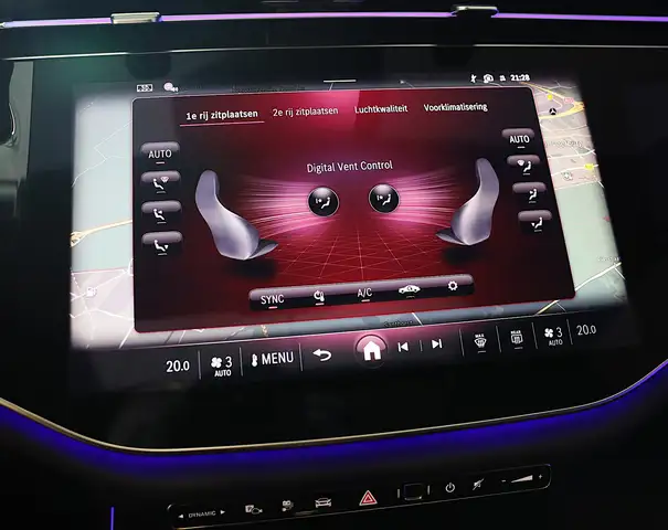 Mercedes-Benz E-Class view 26