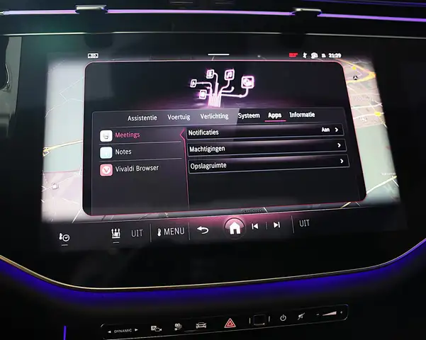 Mercedes-Benz E-Class view 16