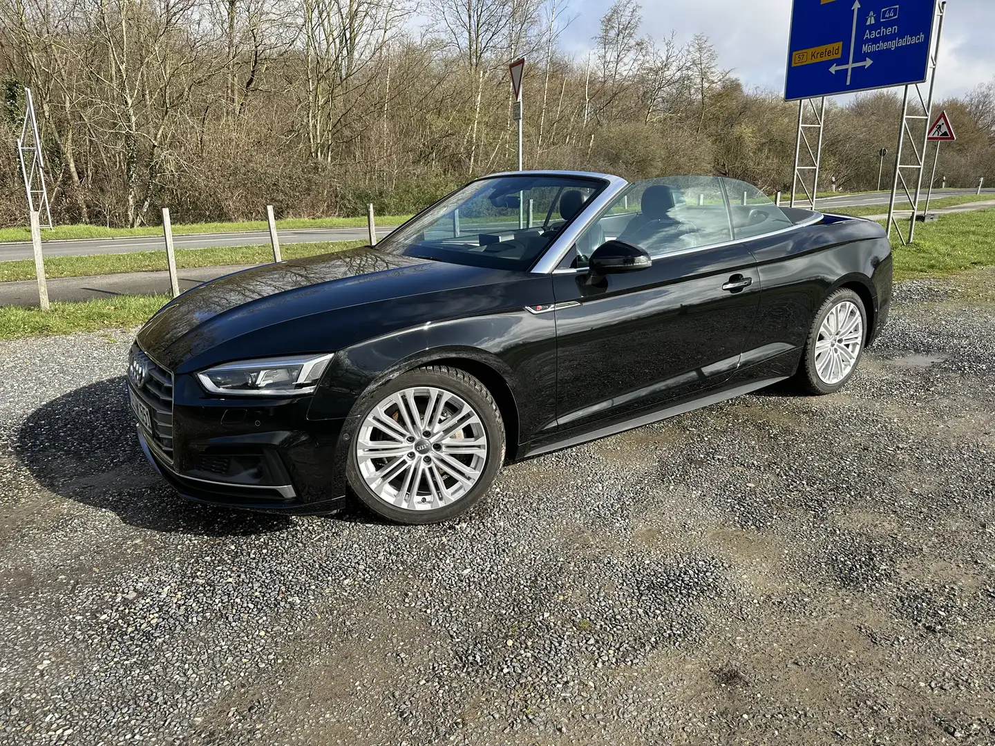 Audi A5 quattro sport Schwarz - 1